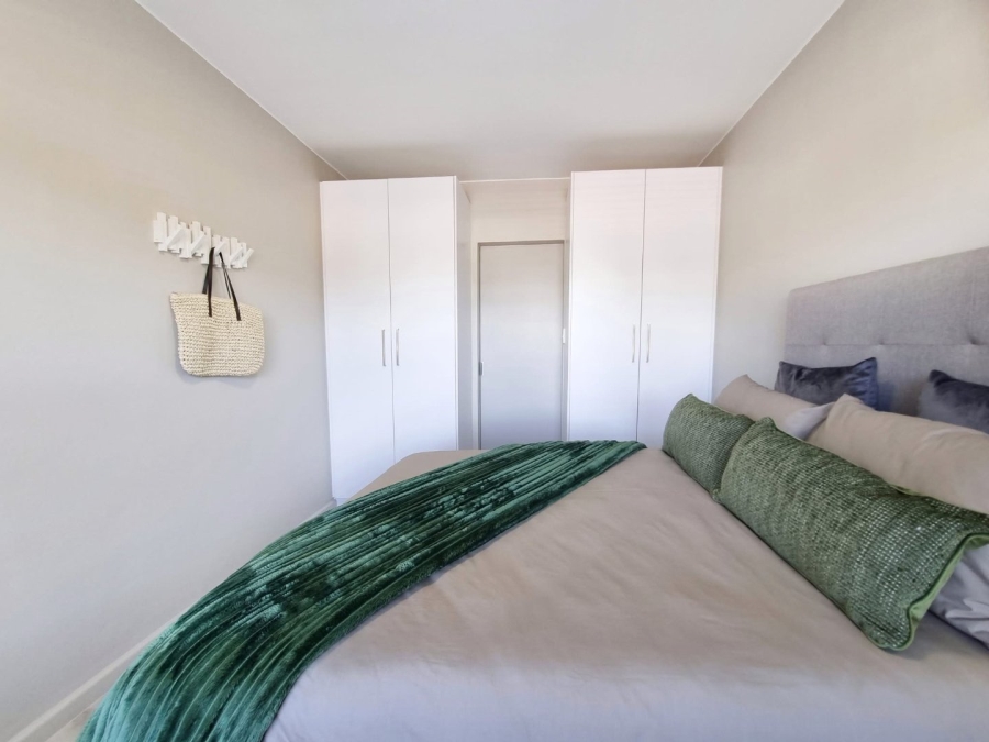 1 Bedroom Property for Sale in Table View Western Cape